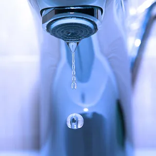 Wasserhahn